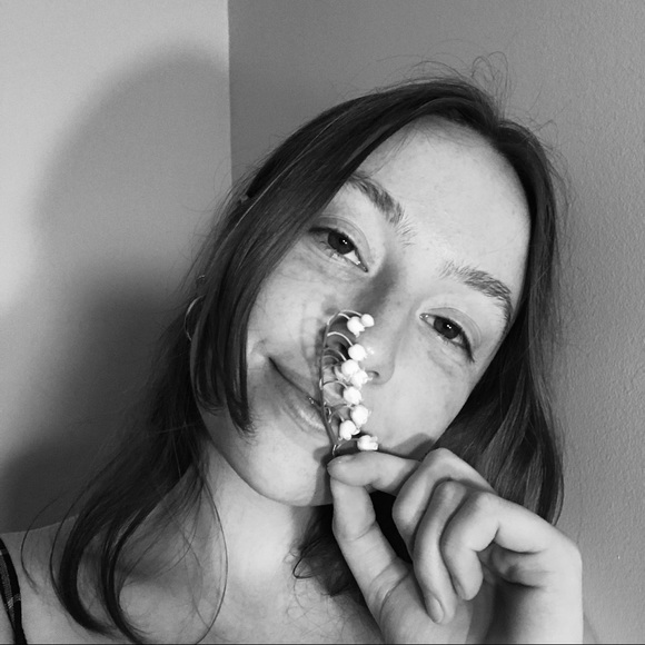 Meet your Posher, Jessica - Picture 1 of 1